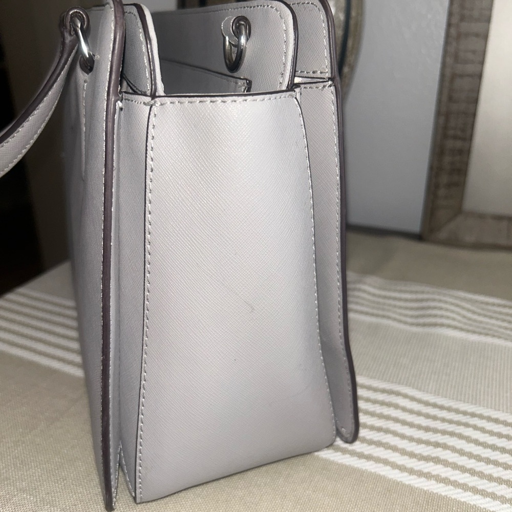Kate Spade Light Gray Leather small/ medium tote - Picture 10 of 10